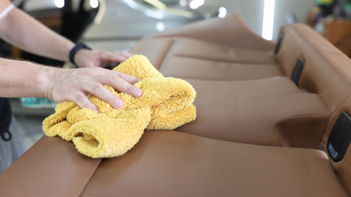 High-quality Auto Leather Restoration in Lingfield, Surrey - miracle detail